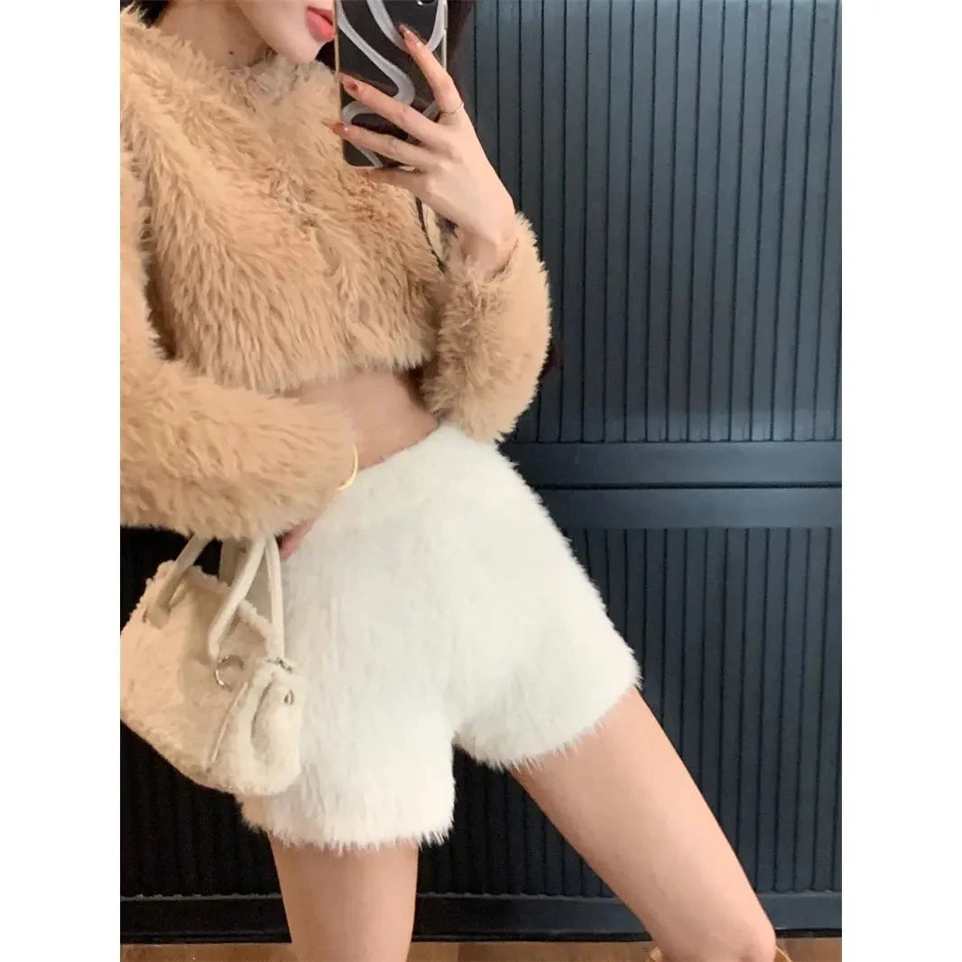 Slim High Waist Women's Black Plush Knitting Shorts Spring Autumn Thick Velvet Pants Aesthetic White Korean Fashion Free Shippin